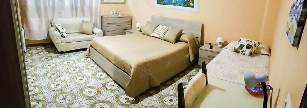Bed and Breakfast Beb I Delfini Di Casa Paola Mascali Zewnętrze zdjęcie