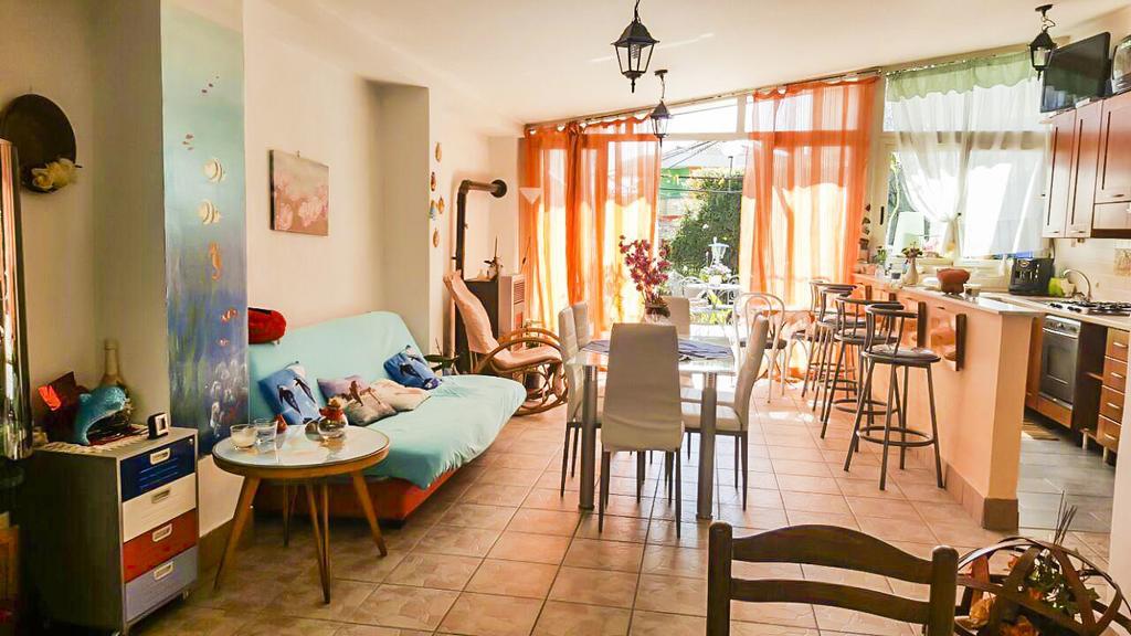 Bed and Breakfast Beb I Delfini Di Casa Paola Mascali Zewnętrze zdjęcie