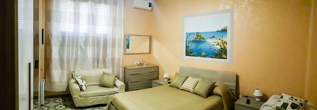 Bed and Breakfast Beb I Delfini Di Casa Paola Mascali Zewnętrze zdjęcie