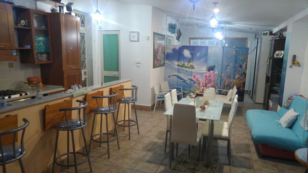 Bed and Breakfast Beb I Delfini Di Casa Paola Mascali Zewnętrze zdjęcie